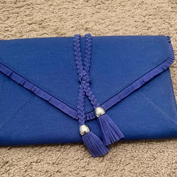 Bright blue NWT wristlet purse. - Picture 2 of 8